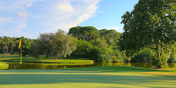 Mission Valley Country Club | Florida golf course