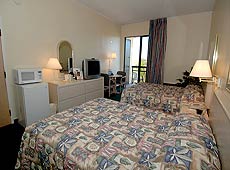 Quality Inn & Suites Naples Golf Resort
